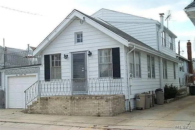 IN CONTRACT – Point Lookout NY Home for Sale – 129 Hewlett, photo 1