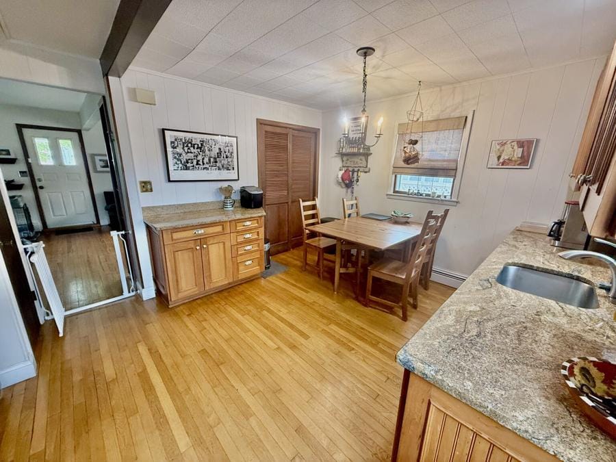 NEW For Sale!! Lowest Priced Home in Point Lookout, photo 4