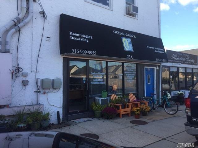 Commercial, retail space in Point Lookout NY