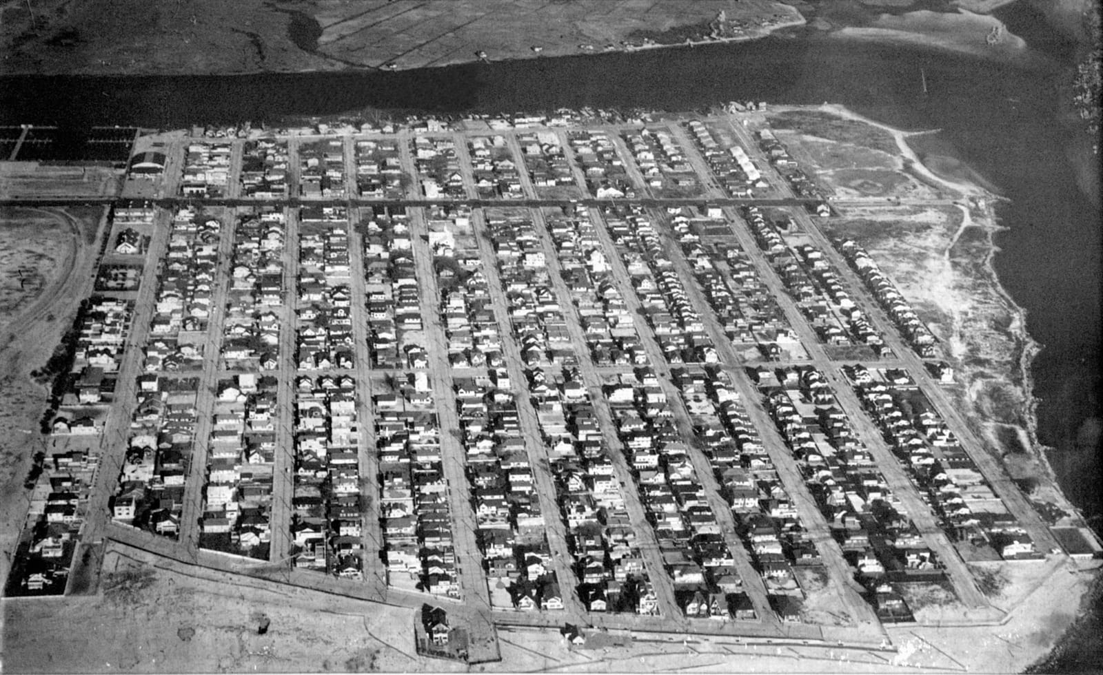 Aerial photograph of the Point, year unknown