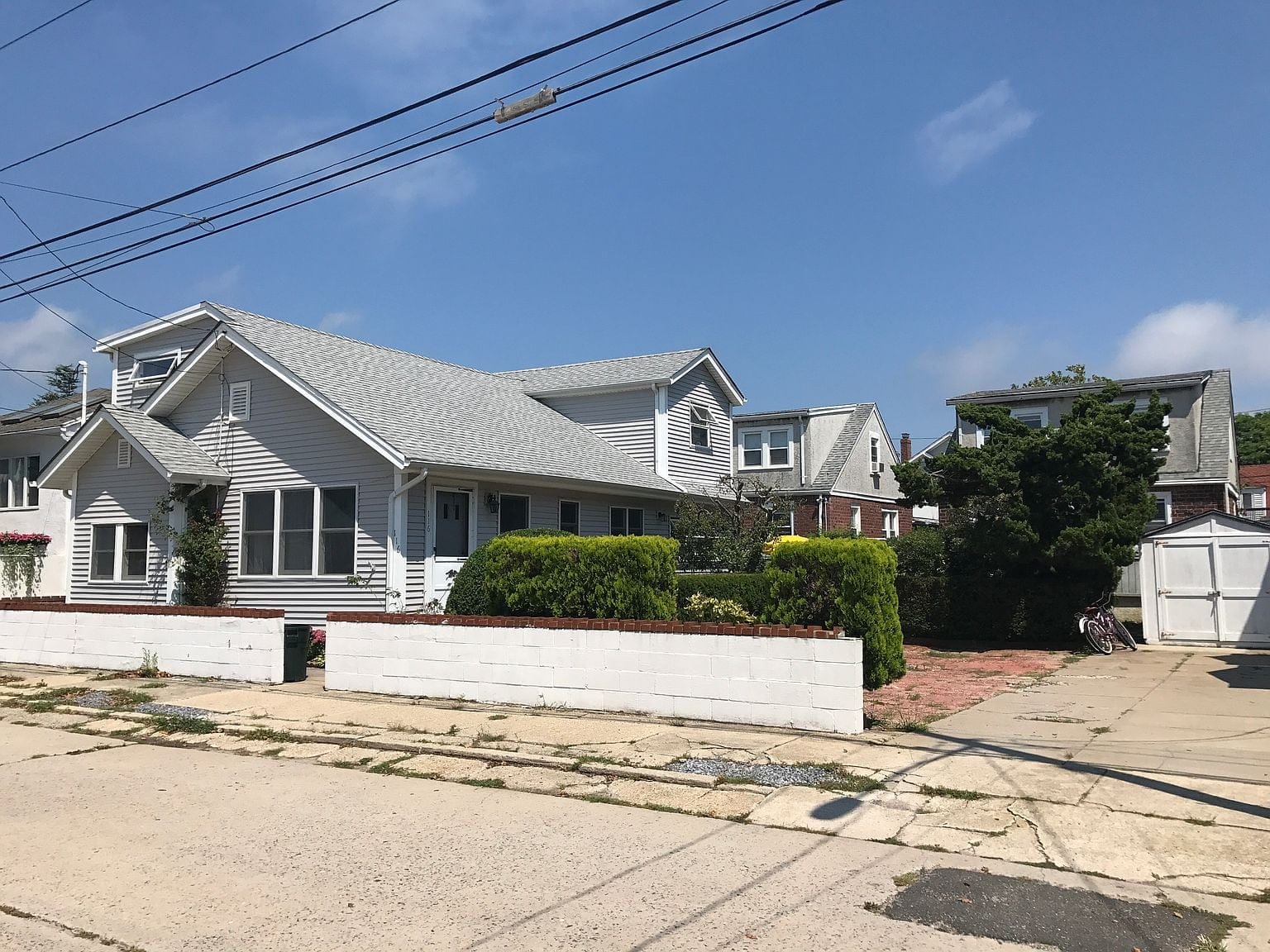 Hewlett Avenue Winter Cape
