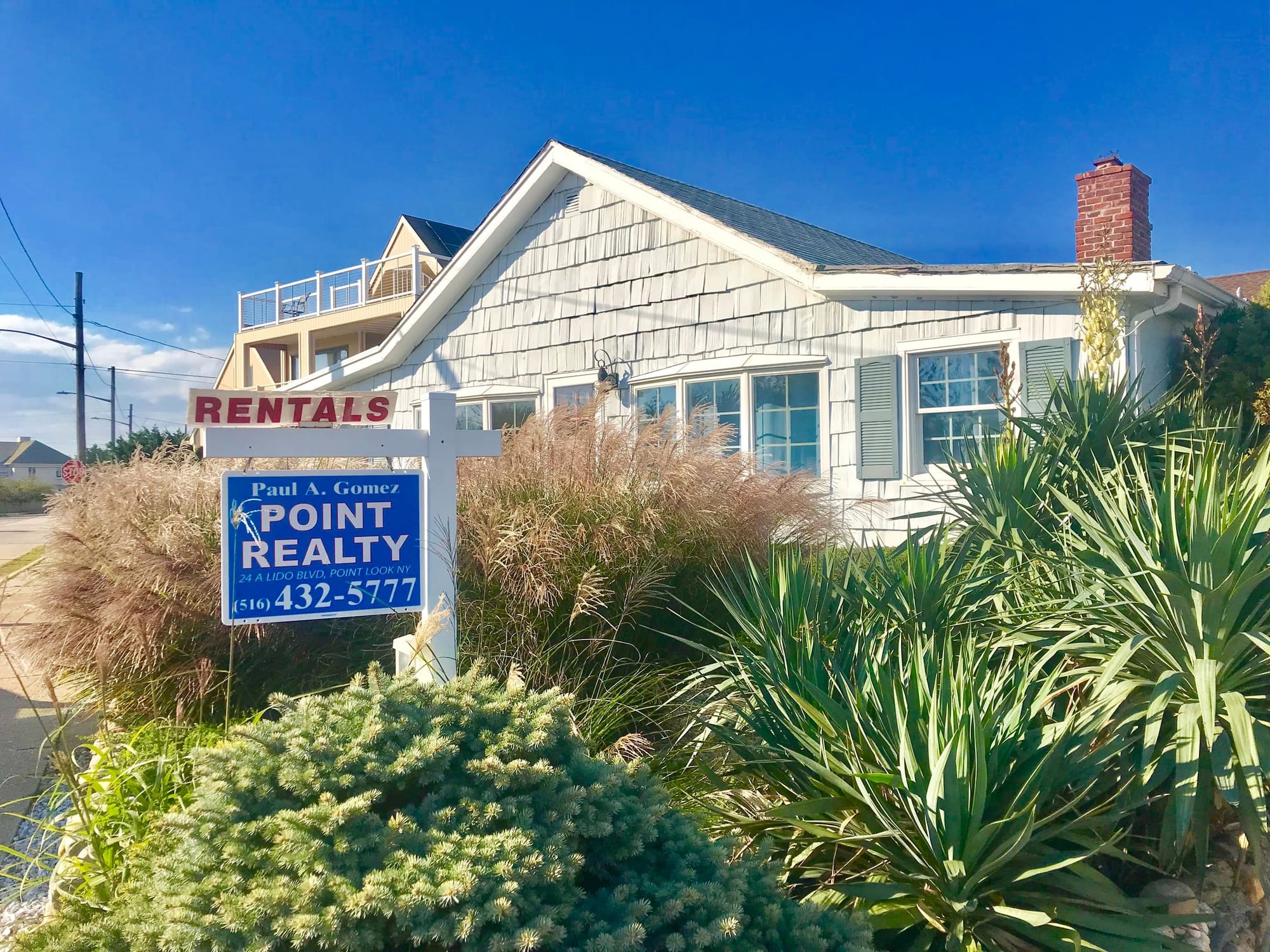 Cedarhurst Avenue Summer Cape