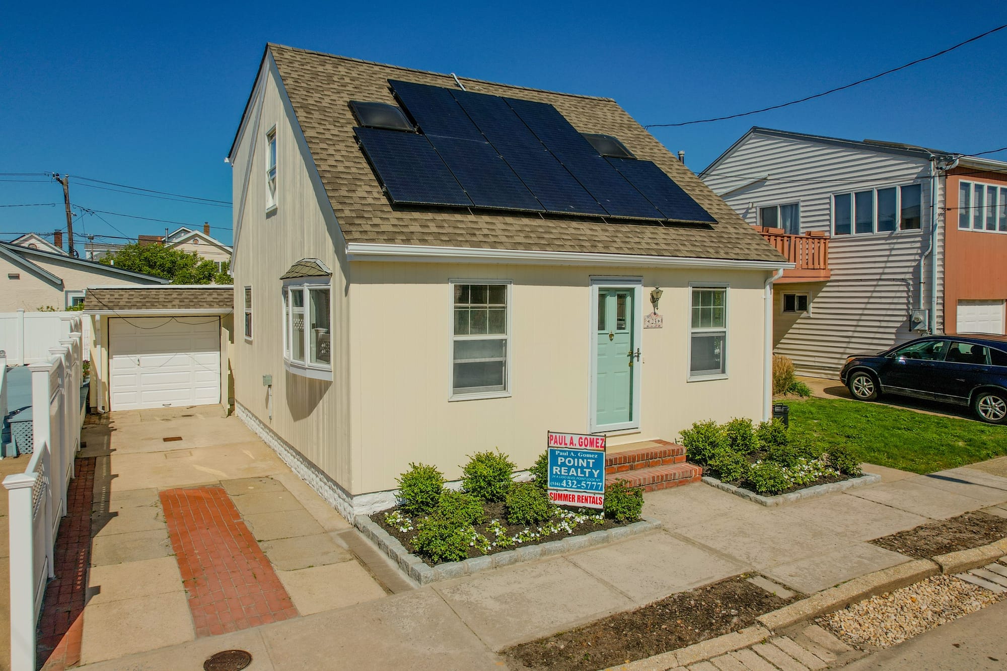 Garden City Avenue Cape — photo 3